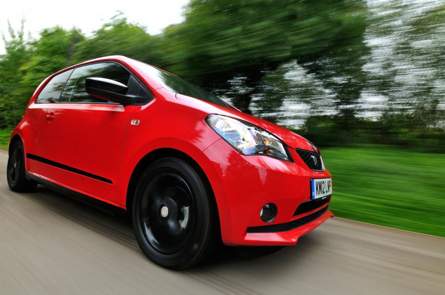  Seat Mii 3-Door Vibora Negra 2012 года  (фото 9 из 14)